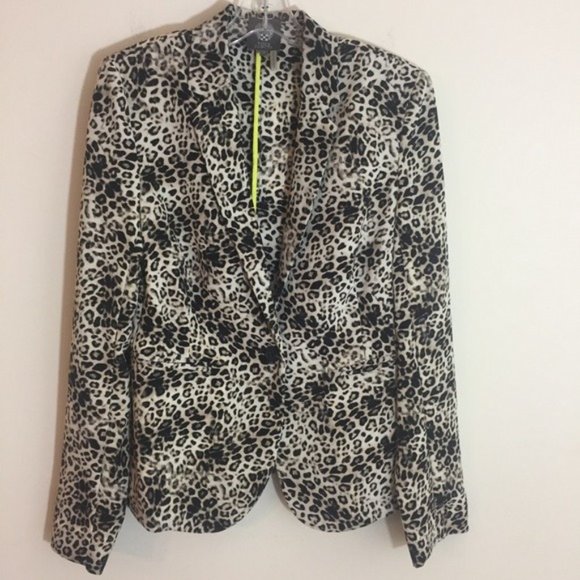 Vince Camuto Leopard Blazer. Size 0 - Picture 3 of 6